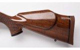 Weatherby ~ Mark V Royal Ultramark ~ .257 Weatherby Magnum - 9 of 14