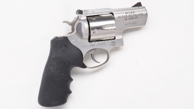 Ruger ~ Super Redhawk Alaskan ~ .44 Magnum