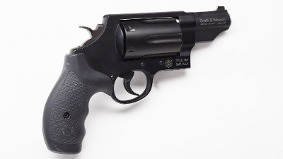 Smith & Wesson ~ Governor ~ .45 Long Colt / .410 Bore - Image 1 of 2