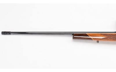 Weatherby ~ Mark V ~ .300 Weatherby Magnum - Image 6 of 9