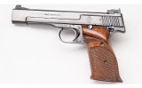 Smith & Wesson ~ Model 41 ~ .22 Long Rifle - Image 2 of 2
