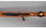 Weatherby Mark V Deluxe .300 WBY MAG - 3 of 7