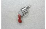 Smith & Wesson Model 60-7 Lady Smith .38 Special - 1 of 2