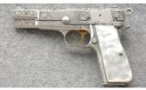 Browning Hi-Power Renaissance 9MM Round Hammer in Leatherette Case. - 2 of 4