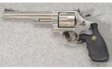 Smith & Wesson Model 29 .44 MAG - 2 of 4