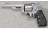 Smith & Wesson Model 629-1 .44 MAG - 2 of 4