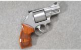Smith & Wesson Model 629-6 .44 MAG - 1 of 4