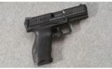 H&K Model VP40 .40 S&W - 1 of 4