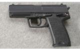 Heckler & Koch USP .40 S&W - 2 of 4
