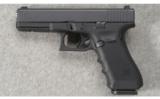 Glock Model 22 Gen 4 .40 S&W - 2 of 4