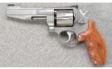 Smith & Wesson Model 627-PC .357 MAG - 2 of 4