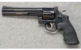 Smith & Wesson Model 29-6 .44 MAG - 2 of 4