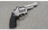 Smith & Wesson Model 66-4 .357 MAG - 1 of 4