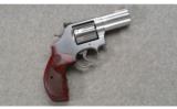 Smith & Wesson Model 686-6 .357 MAG - 1 of 4
