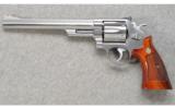 Smith & Wesson Model 629 .44 MAG - 2 of 4