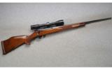 Weatherby Mark V .300 WBY MAG - 1 of 7
