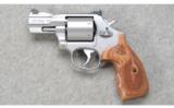 Smith & Wesson Model 686-6 PC .357 MAG - 2 of 4