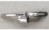 Smith & Wesson Model 629-6 PC .44 MAG - 3 of 4