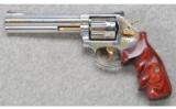 Smith & Wesson ~ 686-6 Elvis Presley ~ .357 MAG - 2 of 5