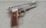 Browning ~ Hi-Power ~ 9mm Luger - 1 of 5