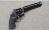 Smith & Wesson ~ 629-6 PC Stealth Hunter ~ .44 Mag. - 1 of 4