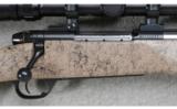 Weatherby ~ Mark V ~ .22-250 Rem. - 3 of 9