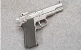 Smith & Wesson ~ 1006 ~ 10mm Auto - 1 of 4