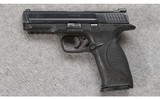 Smith & Wesson ~ M&P 40 ~ .40 S&W - 2 of 4