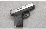 Smith & Wesson ~ M&P 40 ~ .40 S&W - 1 of 4