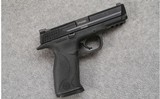 Smith & Wesson ~ M&P 40 ~ .40 S&W - 1 of 4