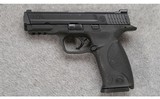 Smith & Wesson ~ M&P 40 ~ .40 S&W - 2 of 4