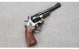 Smith & Wesson ~ 29-10 ~ .44 Magnum - 1 of 4