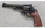 Smith & Wesson ~ 29-10 ~ .44 Magnum - 2 of 4