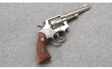 Smith & Wesson ~ 10-5 ~ .38 Special - 1 of 4