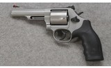 Smith & Wesson ~ 69 Combat Magnum ~ .44 Magnum - 2 of 4