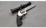 Smith & Wesson ~ 686-6 ~ .357 Mag - 1 of 4