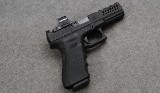 Glock ~ 17 Gen 3 ~ 9mm Luger - 1 of 4
