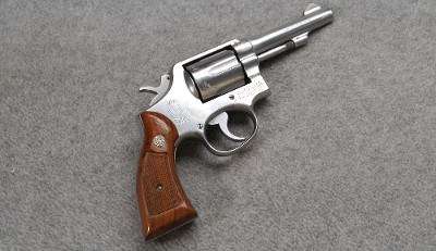 Smith & Wesson ~ 64 ~ .38 Special