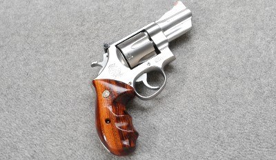 Smith & Wesson ~ 624 ~ .44 Spl
