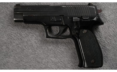 Sig Sauer ~ P226 ~ 9mm Luger - Image 2 of 4