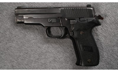 Sig Sauer ~ P226 ~ 9mm Luger - Image 2 of 4