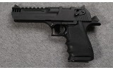 Magnum Research ~ Desert Eagle ~ .357 Magnum - 2 of 4