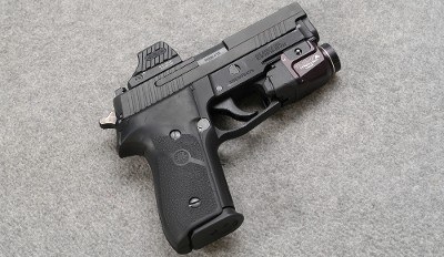 Sig Sauer ~ P229 ~ 9mm Luger - Image 1 of 4