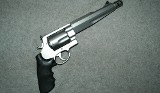 Smith & Wesson ~ 500 ~ Performance Center - Image 1 of 4