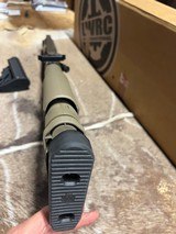 LWRC Model M6IC 5.56 mm rifle - 5 of 10