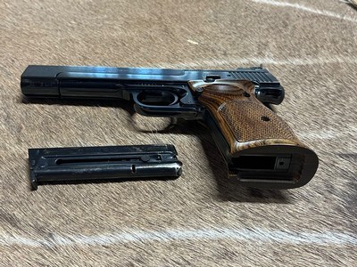 Smith & Wesson model 41 target - Image 2 of 6
