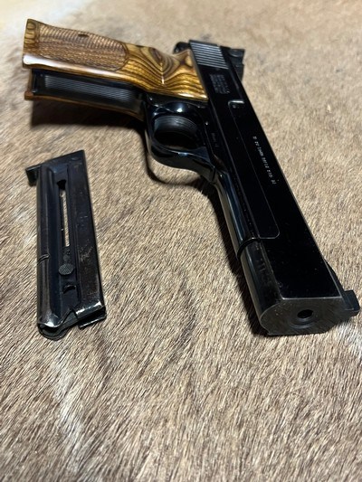 Smith & Wesson model 41 target - Image 6 of 6