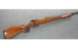 Weatherby Mark V Deluxe .300 Wby. Mag. - 1 of 7