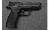 Smith & Wesson ~ M&P40 ~ .40 S&W - 1 of 2