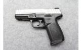 Smith & Wesson SD40 VE - 2 of 2